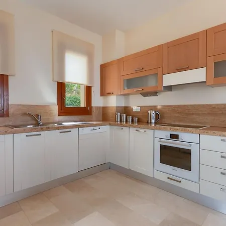 Aphrodite Hills Superior Villas Superior 0190 Air Conditioning 2 Bedrooms * Πάφος